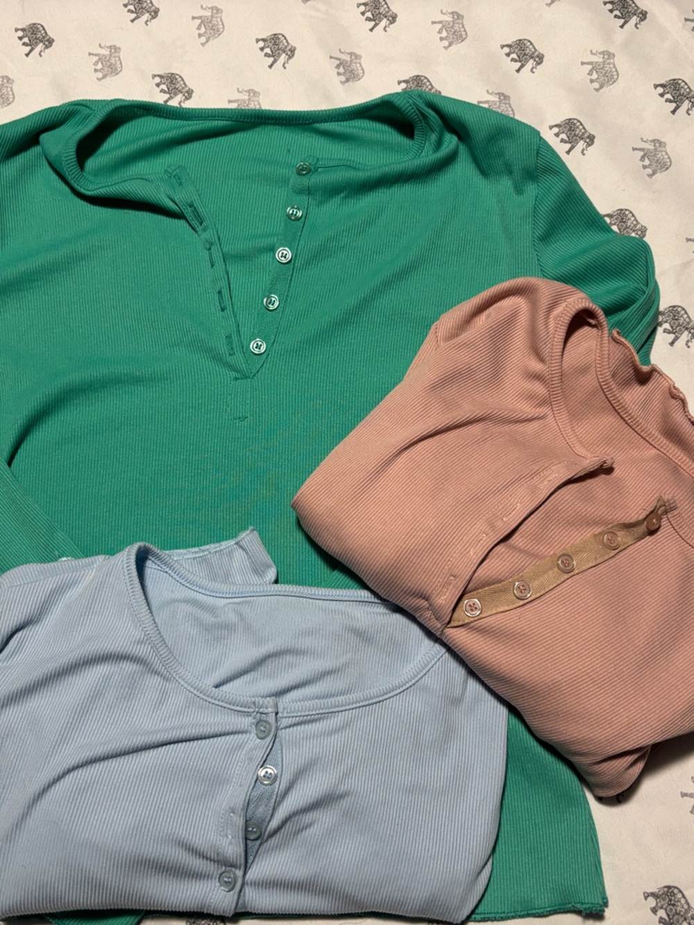 Ribbed Henley Top in Green